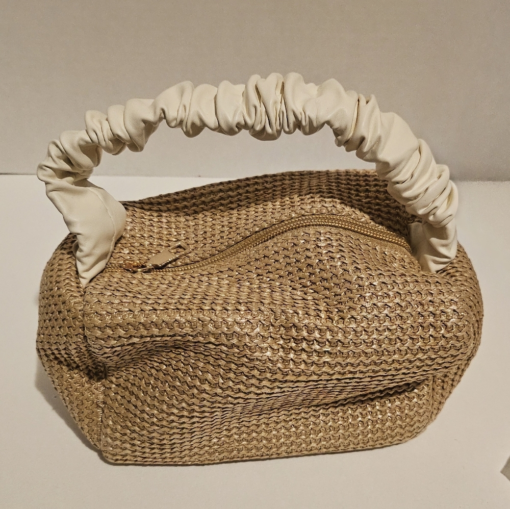 Elegant Tan Woven Bag with Cream Leather Handle